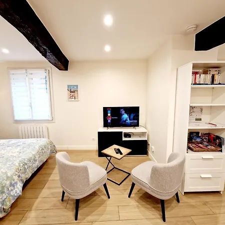 Studio Entierement Equipe Cailloux-sur-Fontaines Esterno foto